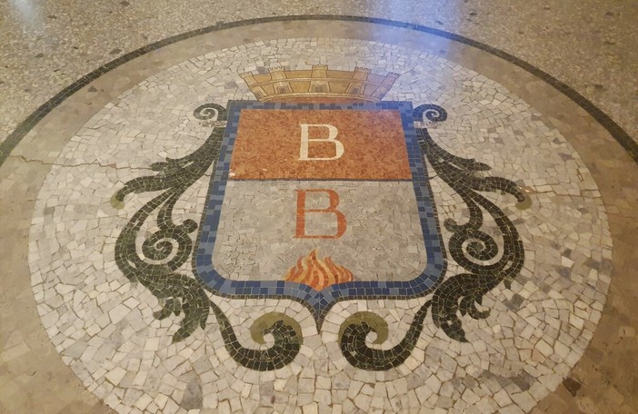 Busto, alta tensione a Palazzo Gilardoni. Ma il rimpasto è congelato