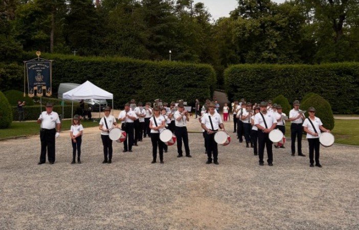 La Banda Musicale “G. Verdi” di Capolago continua i festeggiamenti per i 100 anni e inaugura i nuovi corsi di musica La Banda Musicale “G. Verdi” di Capolago continua i festeggiamenti per i 100 anni e inaugura i nuovi corsi di musica