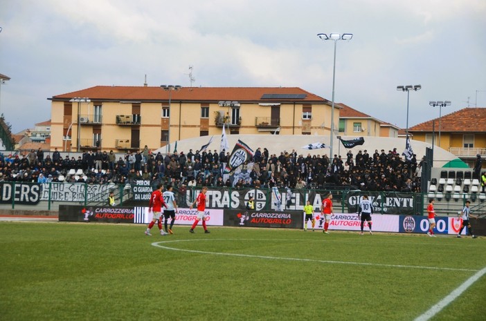 A Biella sabato un ambiente caldissimo attenderà il Varese (foto Ezio Macchi)