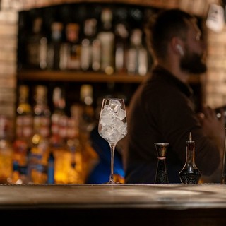 L'ABC di un bancone barman perfetto: l'importanza delle 3 caratteristiche indispensabili