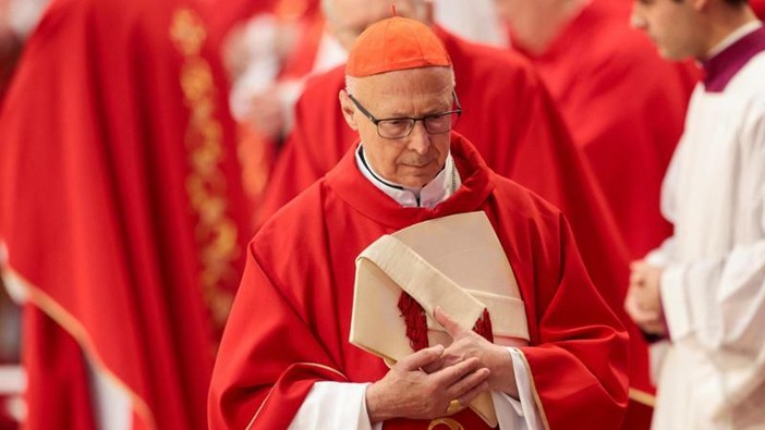 Il cardinale Angelo Bagnasco, già arcivescovo di Genova ed ex presidente della Conferenza Episcopale Italiana e dei vescovi europei