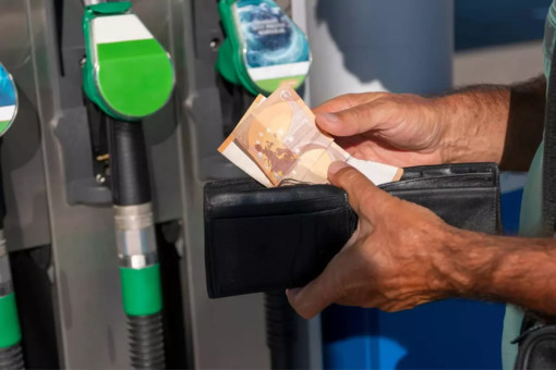 Caro carburanti: la "tregua" sul gasolio è durata una sola settimana Caro carburanti: la "tregua" sul gasolio è durata una sola settimana