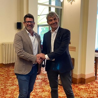 Carlo Bino e Matteo Malfatti alla presentazione della nuova società giallonera, l'HCMV Varese Hockey, al Palace Hotel di Varese