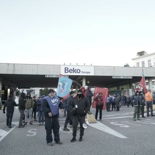 Una delle manifestazioni dei lavoratori Beko del 2024 a Cassinetta