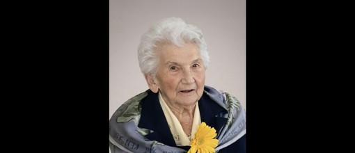 Busto Arsizio dice addio alla maestra Carla Recalcati Busto Arsizio dice addio alla maestra Carla Recalcati