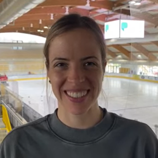 Carolina Kostner alla Acinque Ice Arena