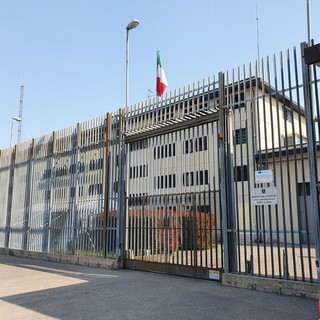 «Agente della polizia penitenziaria aggredito nel carcere di Busto»