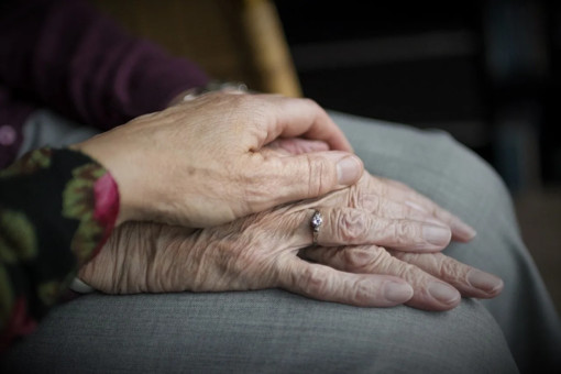 L'altro esodo d'agosto: quello degli aiuti e delle speranze per i caregiver L'altro esodo d'agosto: quello degli aiuti e delle speranze per i caregiver