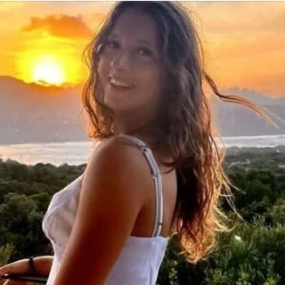 Tragedia di Crans Montana: è morta Chiara Costanzo, la sedicenne di origini aronesi Tragedia di Crans Montana: è morta Chiara Costanzo, la sedicenne di origini aronesi