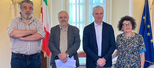 Gli asssessori Malerba, Molinari e Dimaggio con il sindaco Galimberti alla presentazione dei campi estivi in città Gli asssessori Malerba, Molinari e Dimaggio con il sindaco Galimberti alla presentazione dei campi estivi in città