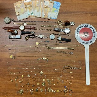 Truffano un'anziana con il trucco del falso carabiniere, arrestati due uomini della provincia di Varese