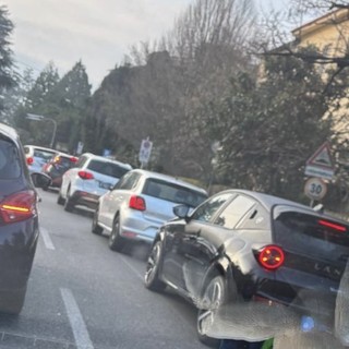 Code sul ring a Varese (foto d'archivio) Code sul ring a Varese (foto d'archivio)