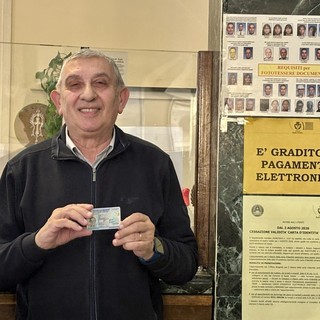 In quattro giorni sostituite 189 carte d'identità cartacee a Busto. Ma ne mancano ancora oltre 7mila In quattro giorni sostituite 189 carte d'identità cartacee a Busto. Ma ne mancano ancora oltre 7mila