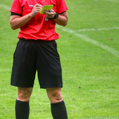 LA LETTERA. «Io, allenatore di una squadra di ragazzi, vedo arbitri intoccabili e lontani delle emozioni del campo. Questo sistema crea padroni in divisa invece che servitori del gioco»