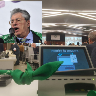 In Regione il ricordo di Bossi. Fontana: «Ha aperto una strada che altri continuano a percorrere» In Regione il ricordo di Bossi. Fontana: «Ha aperto una strada che altri continuano a percorrere»