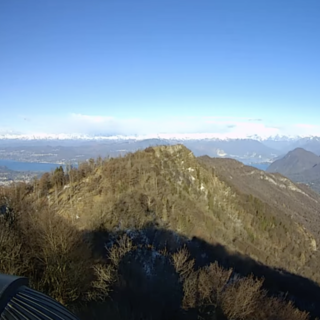 La giornata di oggi vista dalla webcam del Centro Geofisico Prealpino al Campo dei Fiori