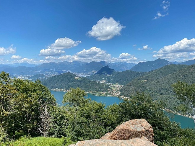 Il panorama dalla Punta Paradiso Il panorama dalla Punta Paradiso