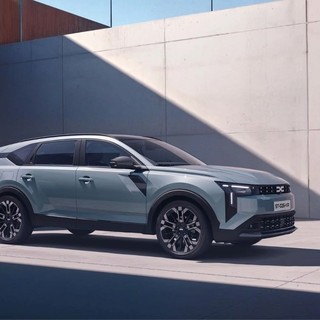 Dacia Striker, aperti gli ordini del nuovo crossover