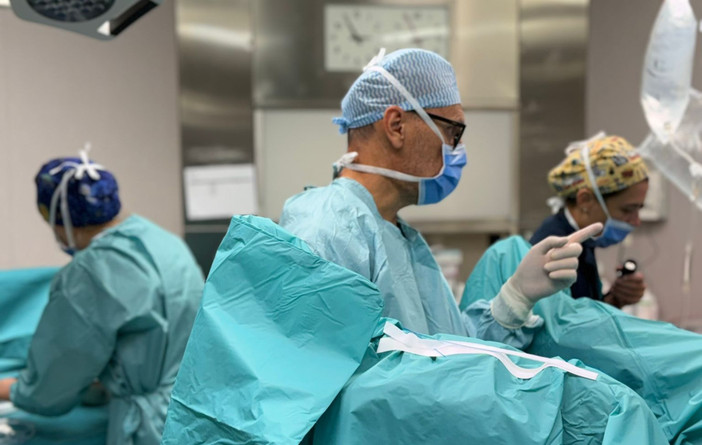 Ospedale di Gallarate, torna la chirurgia laser per l’ipertrofia prostatica benigna Ospedale di Gallarate, torna la chirurgia laser per l’ipertrofia prostatica benigna