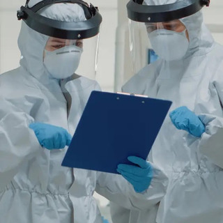 Impianti idrici aziendali: come prevenire la comparsa di legionella e cosa fare in caso di emergenza