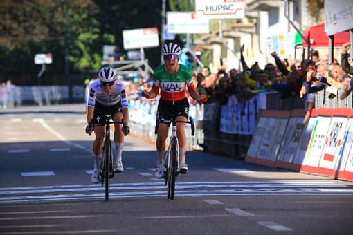 L'urlo di Elisa Longo Borghini all'arrivo della quinta edizione della Tre Valli Varesine donne