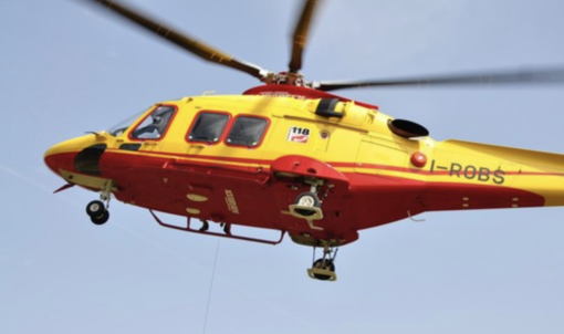 Scontro tra un auto e una moto a Cittiglio: in volo anche l'elisoccorso, paura per un 14enne