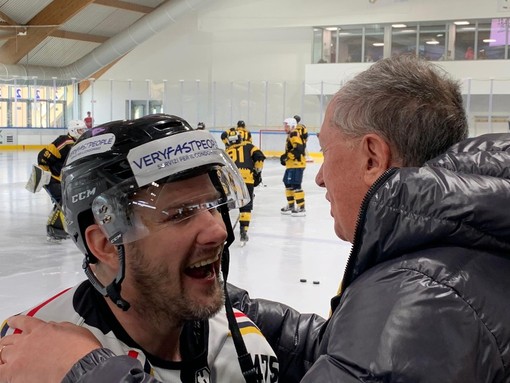 Il saluto tra due grandi coach: Edo Raimondi e Massimo Da Rin