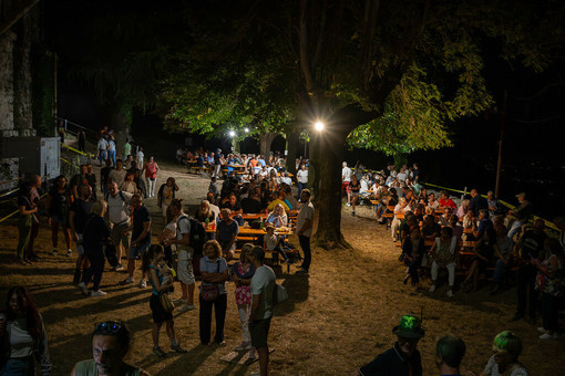 A SPASSO NEL WEEKEND. Arriva Ferragosto tra la Festa della Montagna, i fuochi di Laveno e le feste sul lago Maggiore