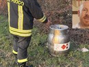 I vigili del fuoco con il fustino e il sindaco Baroffio I vigili del fuoco con il fustino e il sindaco Baroffio