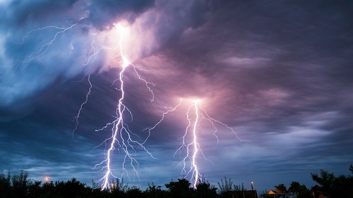 METEO. Una settimana di maltempo sul Varesotto: oggi pioggia, domani temporali di forte intensità