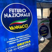 Moschea di via Giusti, Futuro Nazionale porta la protesta in piazza: parte la raccolta firme Moschea di via Giusti, Futuro Nazionale porta la protesta in piazza: parte la raccolta firme