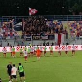 Varese sotto la curva a fine gara