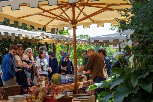 Antiquariato e artigianato, torna a Morazzone "Tante care cose"