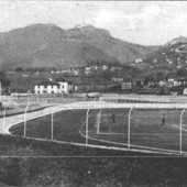 Caro vecchio Franco Ossola, quante ne hai viste in 90 anni di vita: esiste stadio in un luogo più magico di questo?