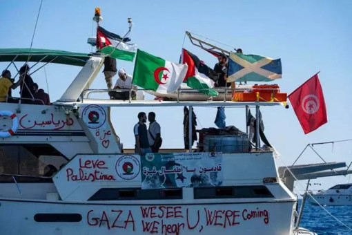 Presidio a Busto in solidarietà alla Global Sumud Flotilla: iniziativa dell’Unione degli Studenti
