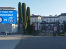 Già posizionato il maxischermo di piazza Libertà a Varese