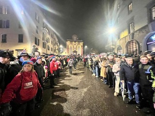 Le immagini del Falò di Sant'Antonio questa sera in piazza della Motta a Varese