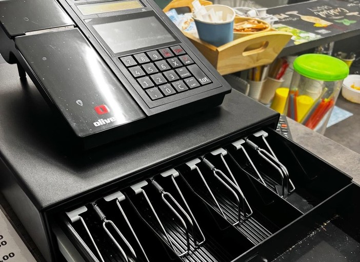 Terzo raid al campo sportivo della Castanese: «Atto intimidatorio, ma le telecamere hanno ripreso tutto»