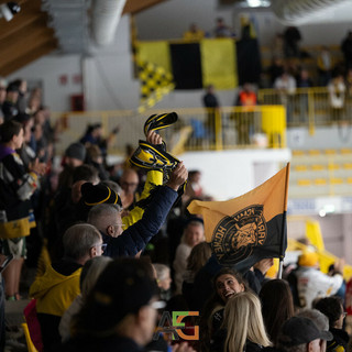L'Acinque Ice Arena può sempre fare la differenza (Foto Galbiati)