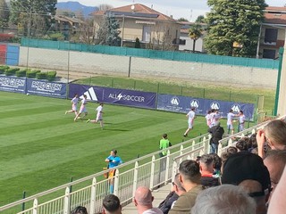 Costantino segna il rigore ed è 1-0