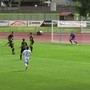 La beffarda traiettoria di Busto che si infila nell'angolo lontano per l'1-0 della Nuova Sondrio