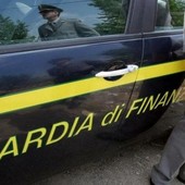 Guardia di Finanza, raffica di controlli in tutto il Comasco Guardia di Finanza, raffica di controlli in tutto il Comasco
