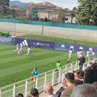 Costantino segna il rigore ed è 1-0