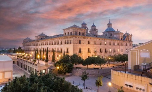 Una squadra di proprietà di un'università? Esiste ed è proprio Murcia... E l'università è quella che vedete in questa foto, l'Universidad Católica San Antonio de Murcia