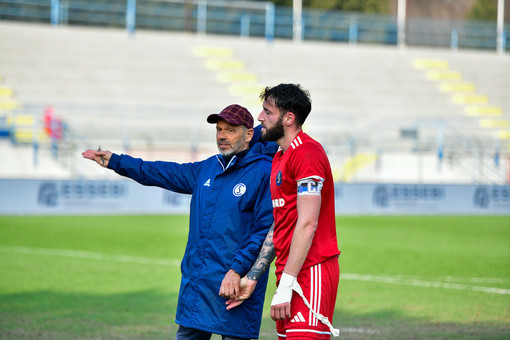 Roberto Gatti e Mattia Gabrielli, guida e capitano della Solbiatese (Foto Galbiati)