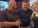 Gattuso tra Ciro e Antonella ieri sera nel ristorante pizzeria di Gallarate Gattuso tra Ciro e Antonella ieri sera nel ristorante pizzeria di Gallarate