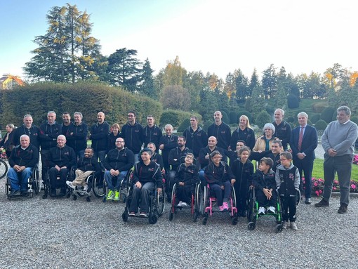Buon viaggio, Handicap Sport Varese. L'applauso del Salone Estense per i &quot;giganti&quot; del basket e della vita