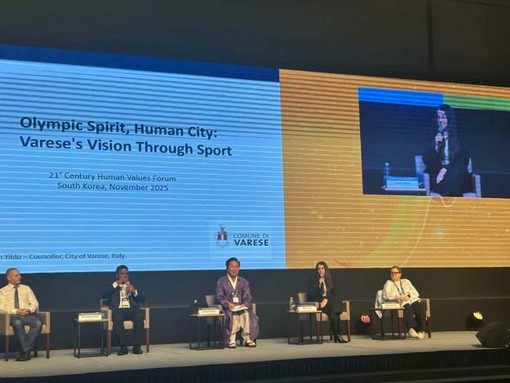 La consigliere Helin Yildiz al Forum dei Valori Sociali, in Corea del Sud La consigliere Helin Yildiz al Forum dei Valori Sociali, in Corea del Sud