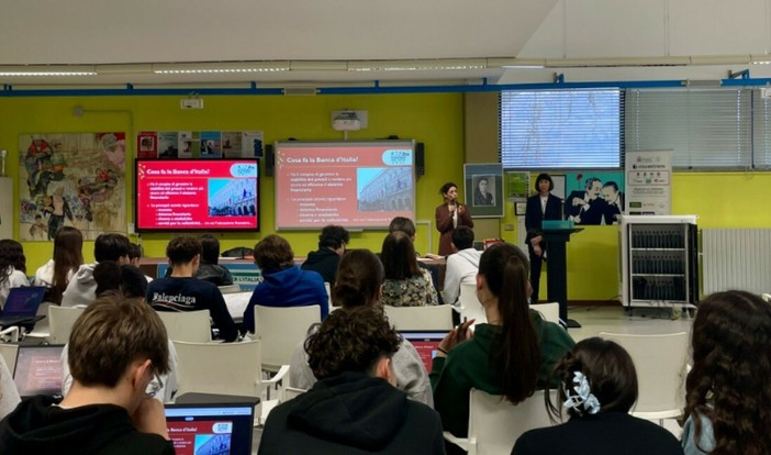 Incontro con le funzionarie di Banca d'Italia per i ragazzi dell'ISIS Valceresio