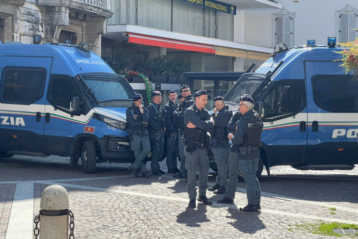 Polizia in occasione del Remigration Summit della scorsa primavera a Gallarate Polizia in occasione del Remigration Summit della scorsa primavera a Gallarate